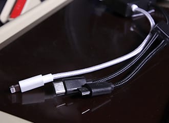 コンセント、HDMI、アナログ端子